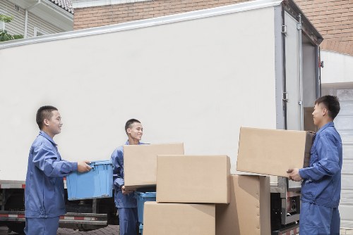 Customer service representative handling a removals complaint